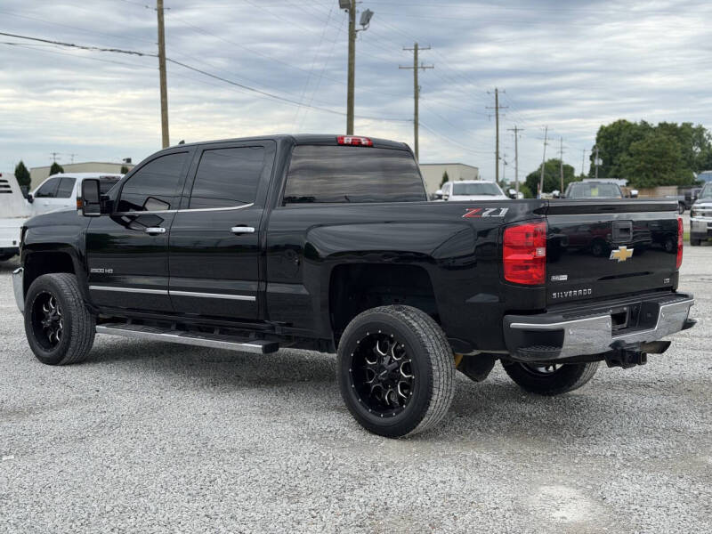 chevrolet silverado 2500hd 2018 1GC1KWEG2JF191426 image chevrolet silverado 2500hd 2018 1GC1KWEG2JF191426 image